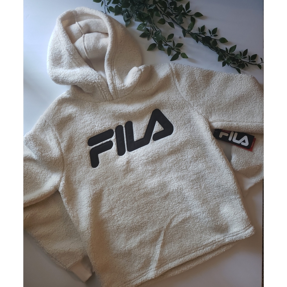 NWT TEDDY HOODIE❤